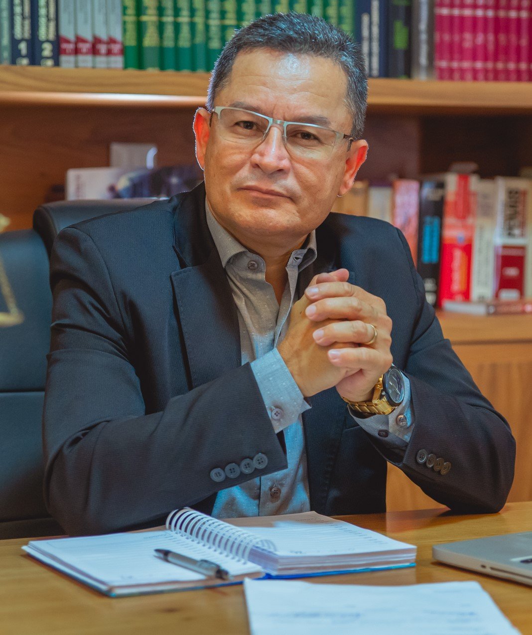 Dr. Eraldo Pilker – Advogado